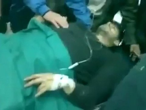 Syria فري برس حلب إصابة طالب جامعة إيبلا الخاصة صُهيب الخالد 17 5 2012 Aleppo