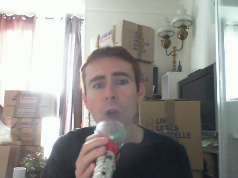 Wiwi égratigne "come home" de Yael Naïm