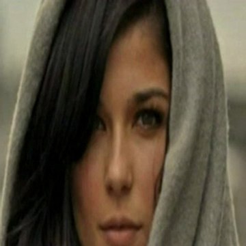 SEN BENİM BİTANEM'SİN DÜNYADAKİ TEK AŞKIM HERŞEYİMSİN ÖMRÜM