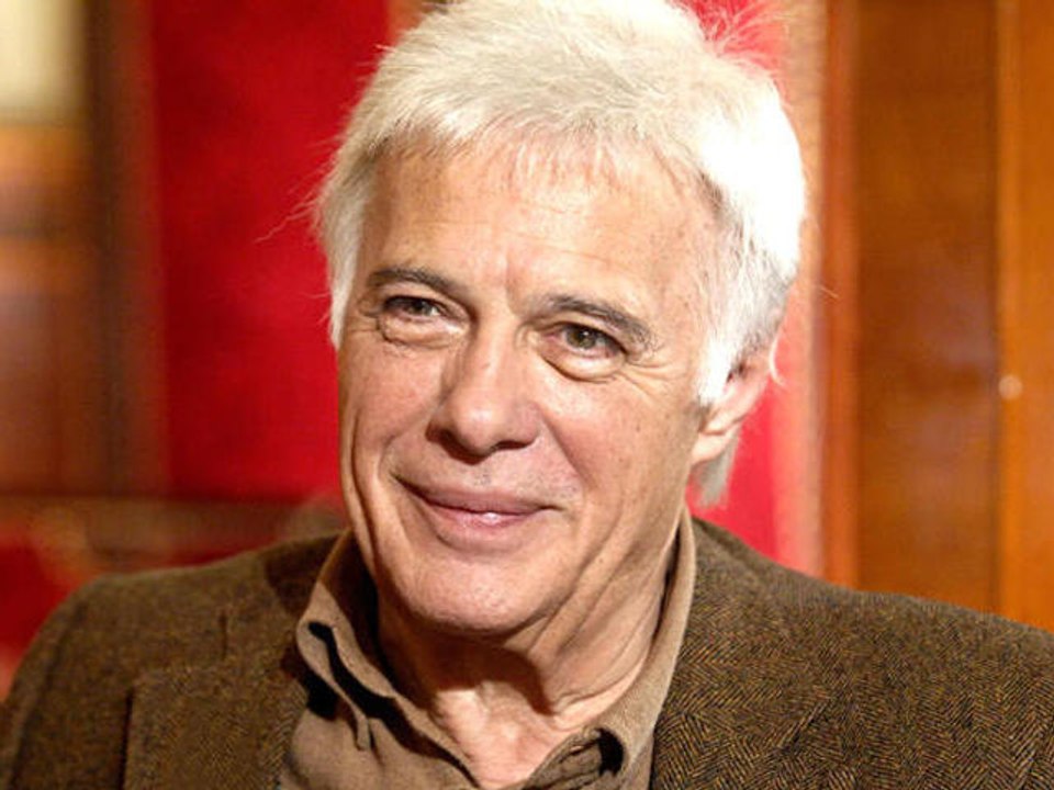 ZAPPING ACTU DU 18/05/2012 - Dérapage de Guy Bedos à propos de Nicolas Sarkozy !