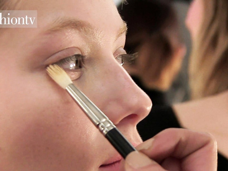 Hair & Makeup at Tommy Hilfiger Fall 2012 - NYFW | FashionTV