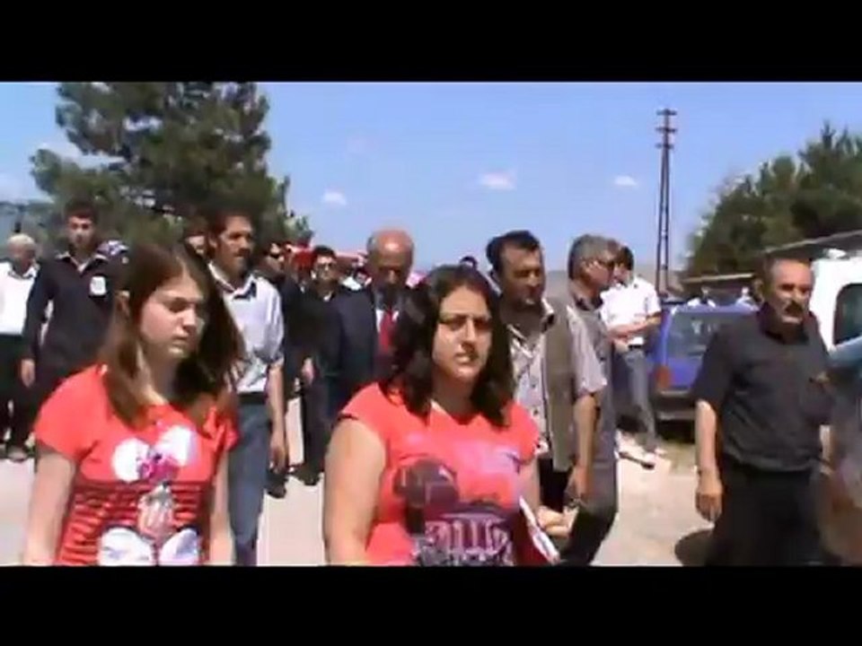 Şehit Er Sinan Dündar Toprağa Verildi