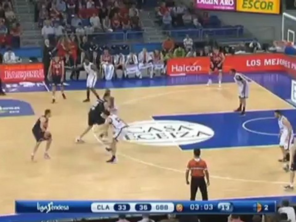 ACB: Caja Laboral führt im Viertelfinale