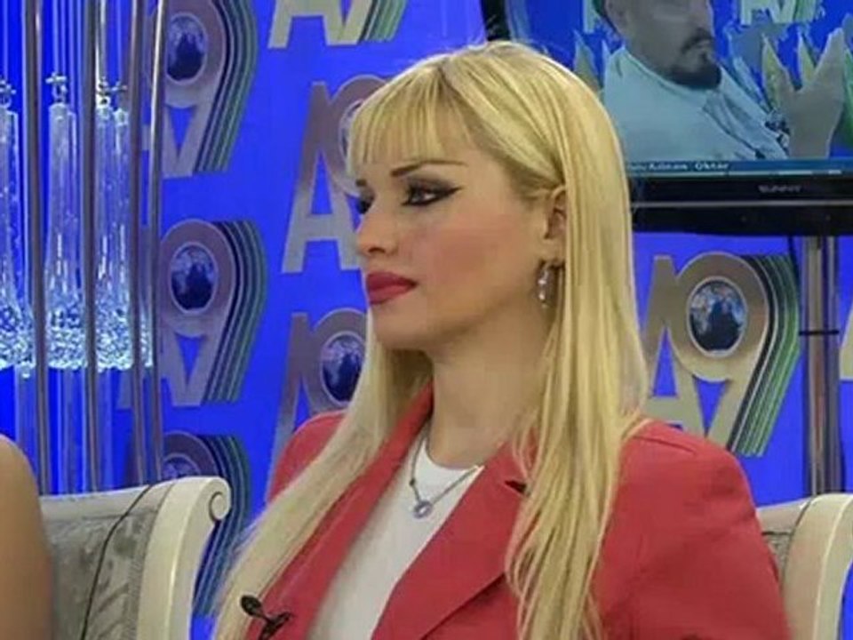 Okullara felsefe eleştirisi dersi konması gerekir.