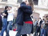 Tous les danseurs de tango descendent en gare Saint Charles