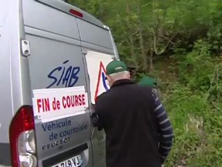 TOUR DE FRANCHE COMTE Bénévoles / La voiture balai