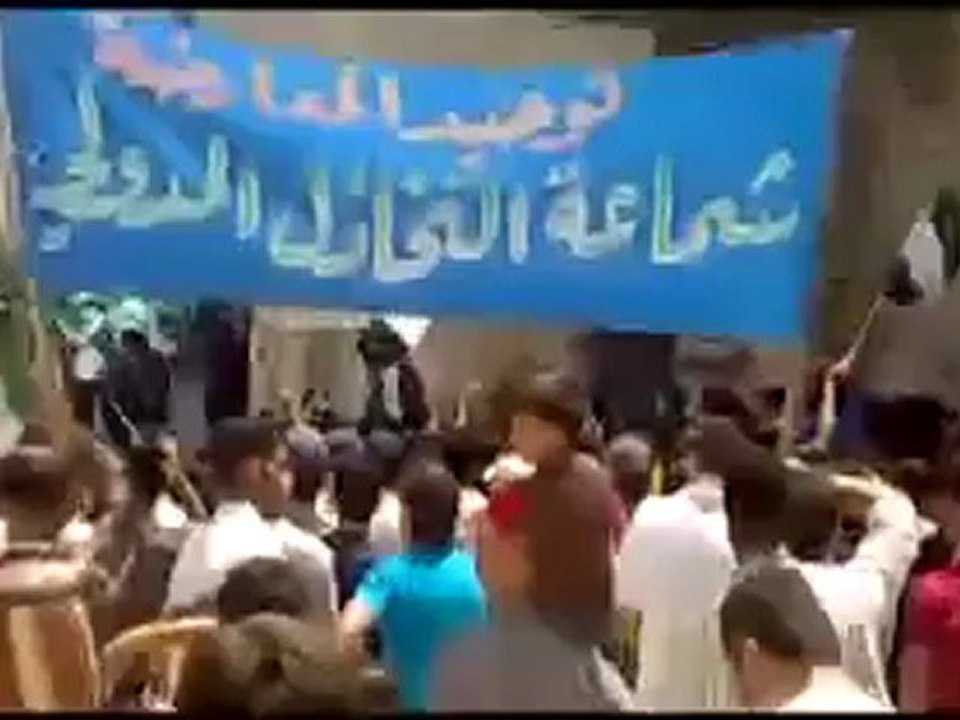 Syria فري برس حماه المحتلة حي الحميديه أبطال جامعة حلب 18 05 2012 ج2 Hama