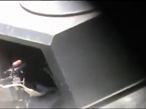 Syria فري برس حماه المحتلة محاصرة جامع الشهداء بالمصفحة 18 5 2012 Hama