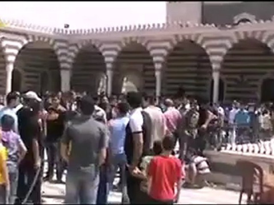 Syria فري برس حمص مظاهرة من مسجد الصحابي خالد إبن الوليد في جمعة أبطال جامعة حلب   حمص  حي الخالدية 18 5 2012 Homs