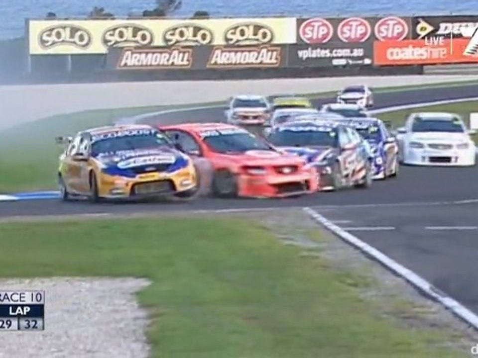 V8 Supercars Phillip Island 2012 Big crash Wincup Davison
