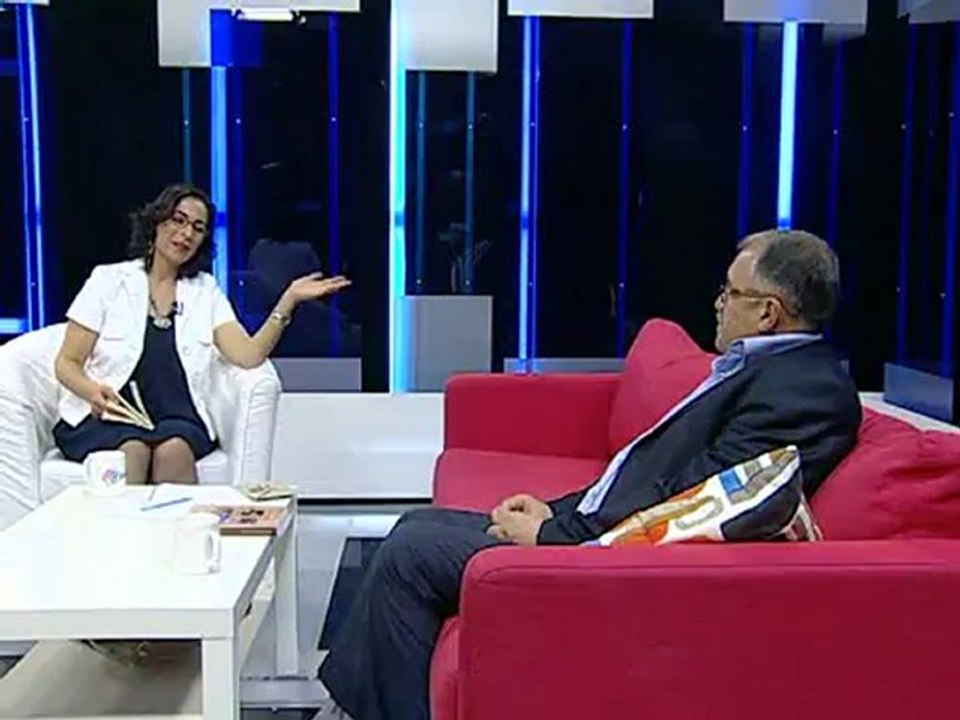 ŞEYHMUS DİKEN-GÜLER YILDIZLA HAFTASONU-19 MAYIS 2012-İMC TV