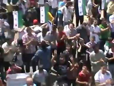 Syria فري برس ريف حلب مظاهرة جمعة ابطال جامعة حلب حيو معي الجيبش الحر مدينة اعزاز 18 5 2012 Aleppo