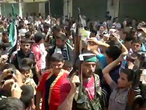 Syria فري برس ريف حلب مدينة مارع ريف حلب مظاهرة جمعة ابطال جامعة حلب 18 5 2012 ج4 Aleppo