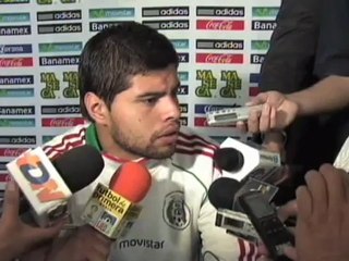 Medio Tiempo.com .- Néstor Araujo ve difícil la titularidad en el Tri.mov