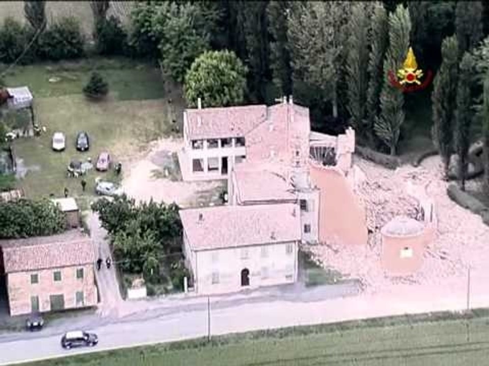 Ferrara - Terremoto, immagini aeree 8 (20.05.12)
