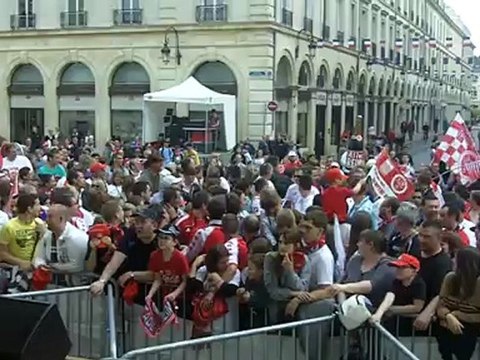 Fête à Reims pour la montée en Ligue 1 du Stade de Reims