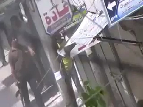 Syria فري برس حلب حي صلاح الدين اقتحام الامن والشبيحة للحي 18 5 2012 ج1 Aleppo