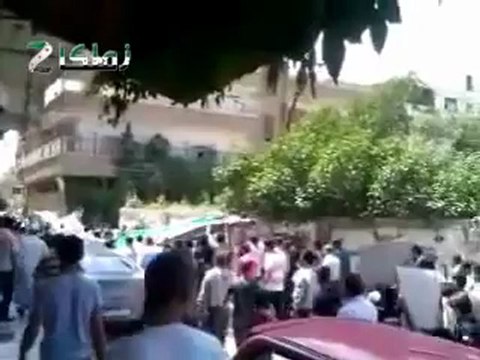 Syria فري برس ريف دمشق زملكا ، مظاهرة حاشدة في جمعة أبطال جامعة حلب 18 5 2012 Damascus