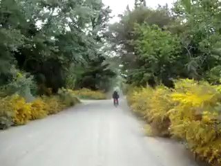 Esquel Los Alerces ripio Cr parado1