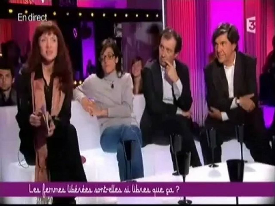 LES FEMMES LIBÉRÉES SONT-ELLES SI LIBRES QUE ÇA ?