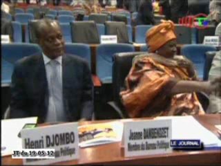 Les membres du comité national d’investiture du PCT en conclave