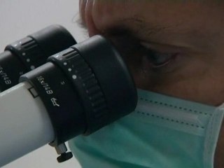 OPERATION DES YEUX AU LASER