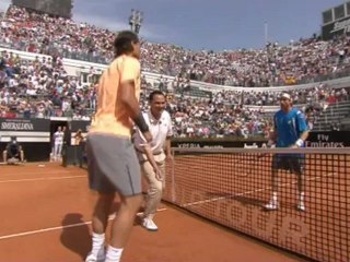 Nadal logra su séptima final en Roma ante Ferrer..