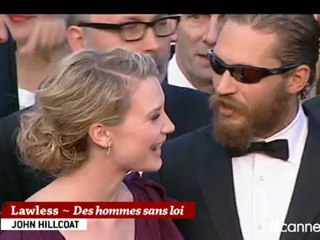 Montée des marches du 19 mai - DES HOMMES SANS LOI