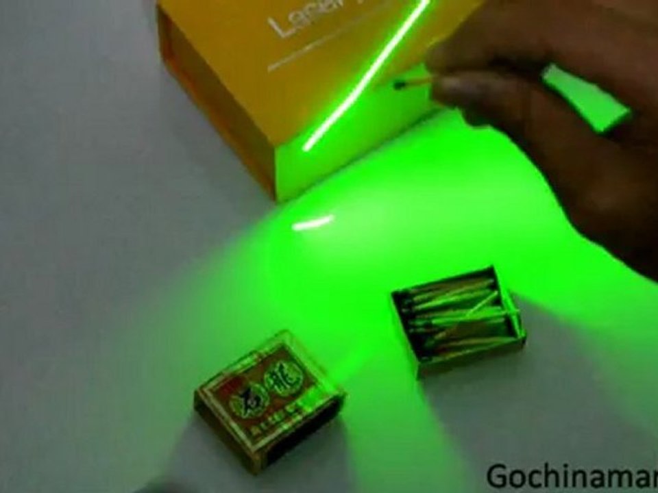 200mW 532nm Portable Green Laser Pointer Pen from Gochinamart.com