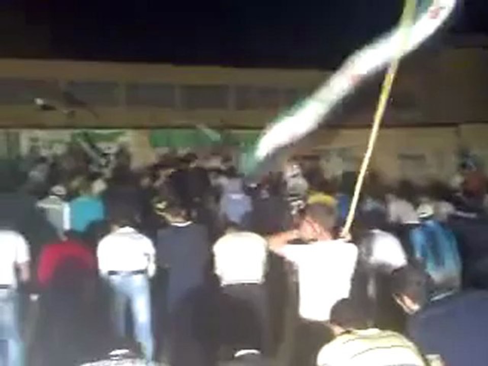 Syria فري برس الحسكة حي غويران مظاهرة مسائية    19 5 2012 ج3 ALhasaka