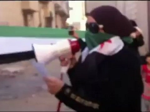 Syria فري برس ريف دمشق داريا كلمة لإحدى حرائر داريا 19 5 2012 Damascus