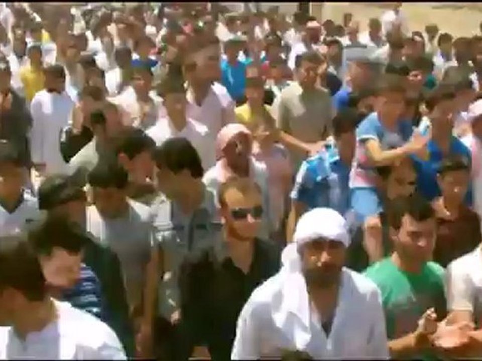 Syria فري برس حماه المحتلة  كفرزيتا   صباحية حاشدة 19 05 2 12 Hama