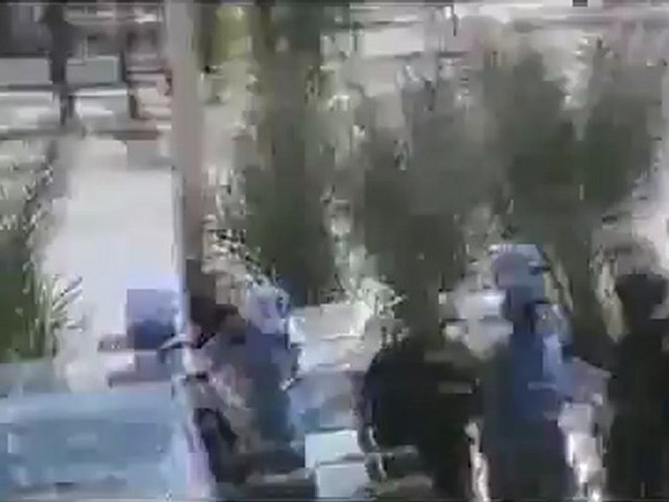 Syria فري برس حماة المحتلة الأربعين   الدبابات تقتحم الحي  2012 5 19 ج2 Hama