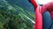 homme oiseau - wingsuit : survol des montagnes en combinaison