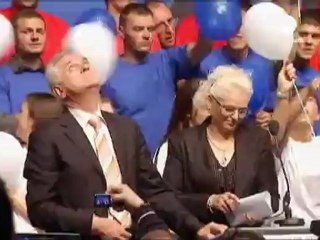 Serbia: Oggi si vota