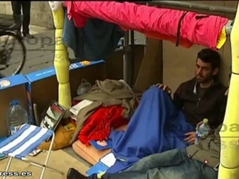 Un joven en huelga de hambre contra los recortes