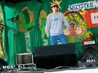 www.wek.pl: Dawid Ignaczak - występ. Festyn Integracyjny w ZSI we Włocławku - 19.05.2012