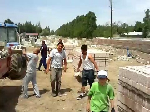 HAKVEYİS MEZARLIĞI TANER ARAS ERDAL ALCAN