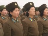 朝鮮人民軍女性兵士の行進 2012/01/10