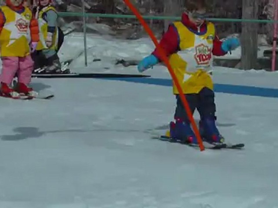 Clovis fait du ski - La Toussuire 2012.