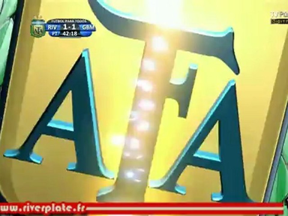 Golazo de Cavenaghi vs Guillermo Brown