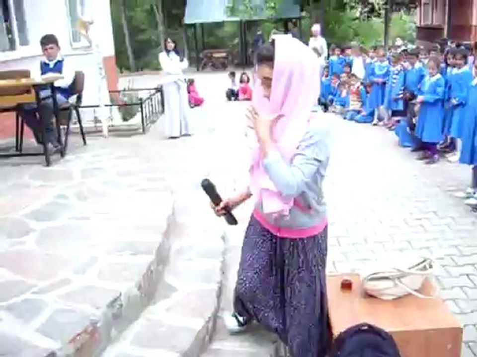 Gülek Atatürk İ.Ö.O. Anneler Günü Etkinlkleri 2012 Tiyatro