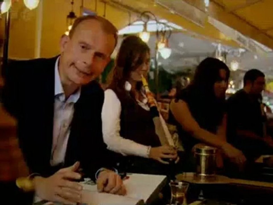 Darwinizmi dünya çapında fikren yerle bir eden Sayın Adnan Oktardır