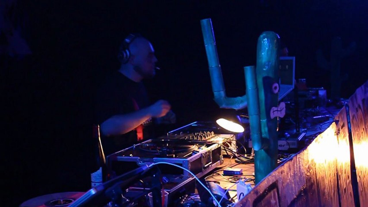 HK Crew - Hey Karamba with Niveau Zero - Molodoi - 18 mai 2012