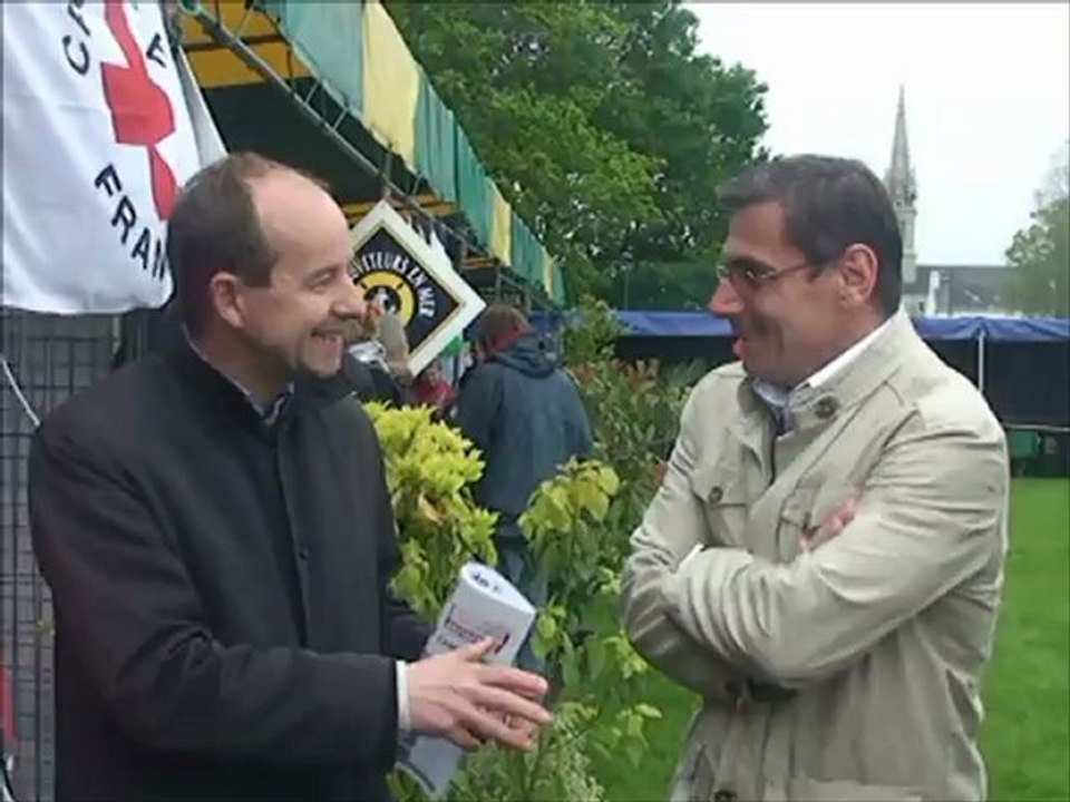 Jean-Jacques Urvoas 2012 : Porte à Porte, Rencontres, Mondial Pupilles...la campagne en image !