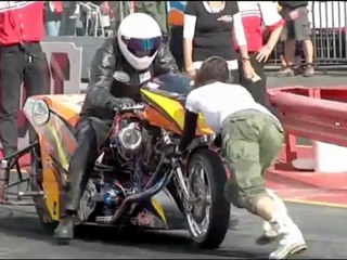 Nitro Top fuel bikes at Veidec Nitro Festival