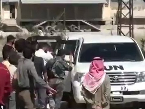 Syria فري برس حمص الرستن استقبال الجيش الحر للمراقبين الدوليين20 5 2012 Homs