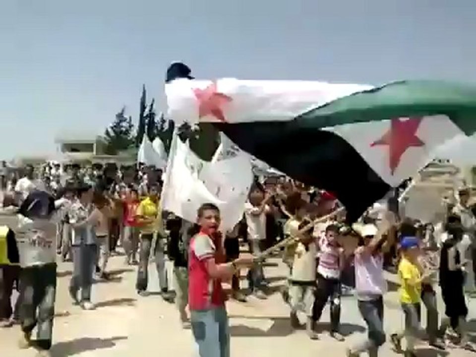 Syria فري برس إدلب زردنا مظاهرة حاشدة نصرة للمدن المنكوبة 20 5 2012 Idlib