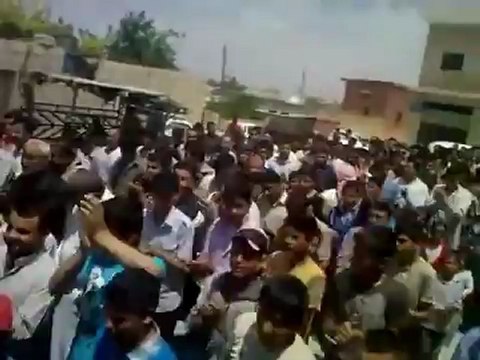 Syria فري برس ادلب دير الشرقي مظاهرة سيبقى البلد ويفنى الأسد 20 5 2012 Idlib