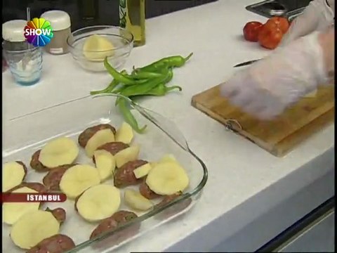 Vahe'nin sofrası - Sevil Uyar - İzmir köfte yapımı